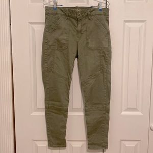 Olive American Eagle Jeggings
